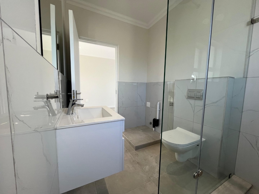 2 Bedroom Property for Sale in Flamingo Vlei Western Cape